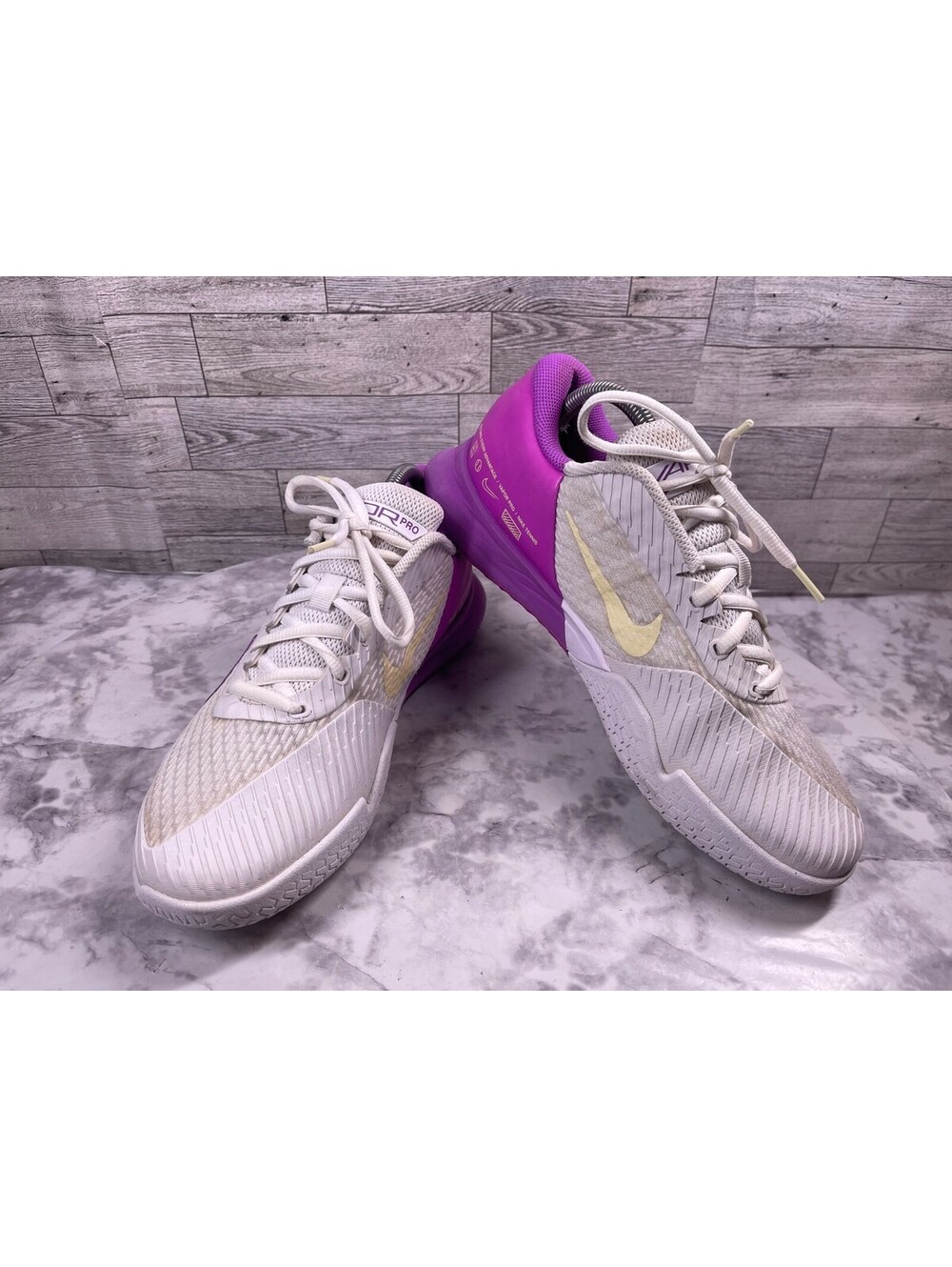 Nike Court Air Zoom Vapor Pro 2 Tennis Sneakers Women 9.5M Shoes White Purple